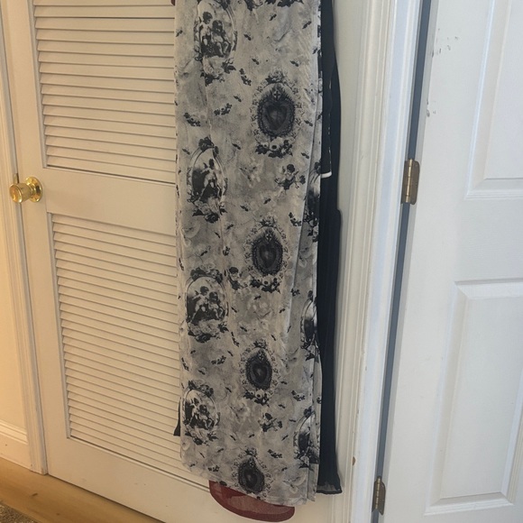 Miaou Black and White Floral Jumpsuit - Picture 4 of 7